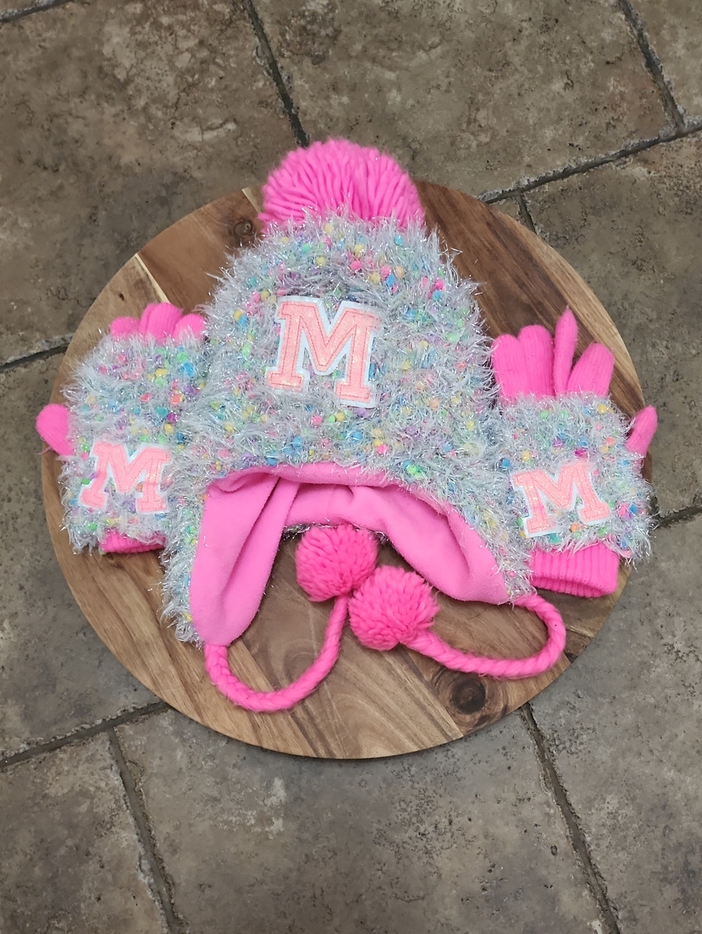 EUC Justice Girls Shaggy Chenille Winter Hat & Gloves Set – Pink Initial "M"